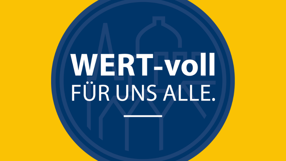 Logo vom Tag des Offenen Denkmals auf dunkelblauem Grund vor goldgebem Hintergrund